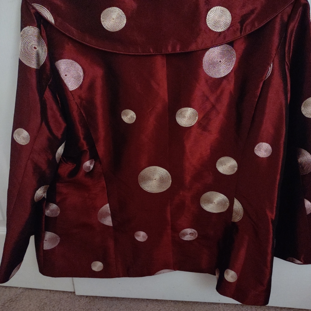 Grace Chuang Red Jacket. Embroidered Geometric Circles - Picture 5 of 5